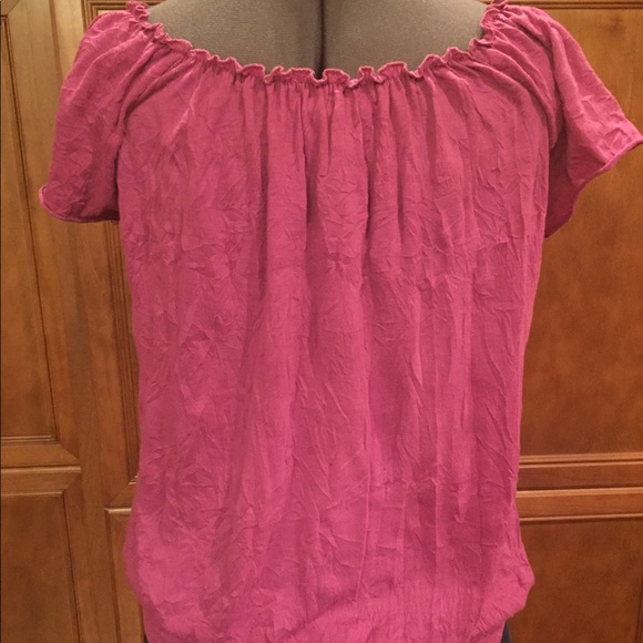 Magenta peasant top - Picture 3 of 4